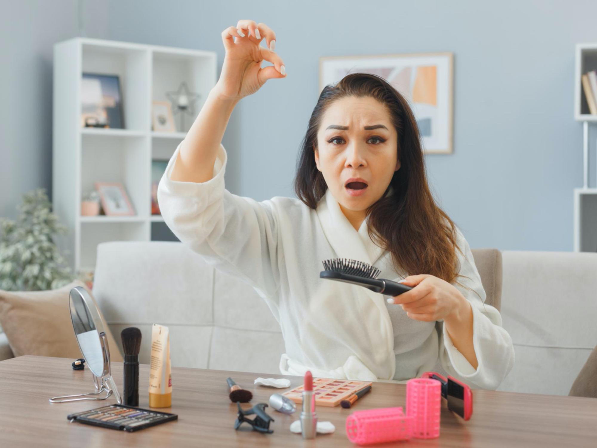 【女性脫髮】50%的女性有脫髮問題，了解女性脫髮的成因與護理